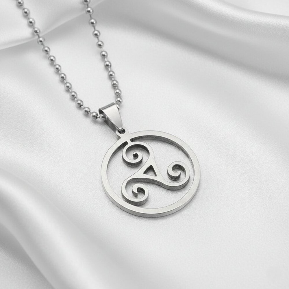 Silver Stainless Steel Triskelion Celtic Spiral Fashion Necklace Unisex NWOT - Picture 2 of 7
